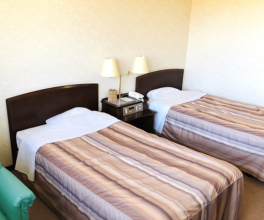 新館／洋室（シングル・ツイン）